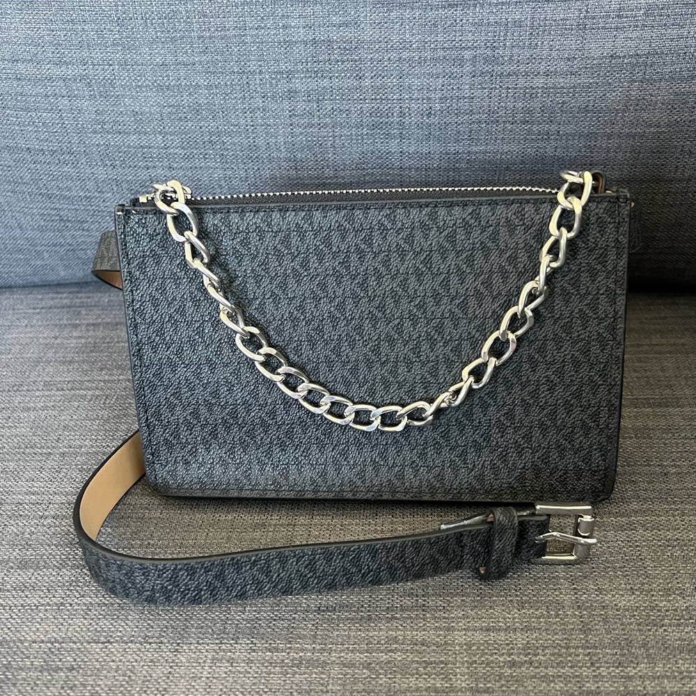 NWT MICHAEL KORS MK SIGNATURE FANNY PACK BAG